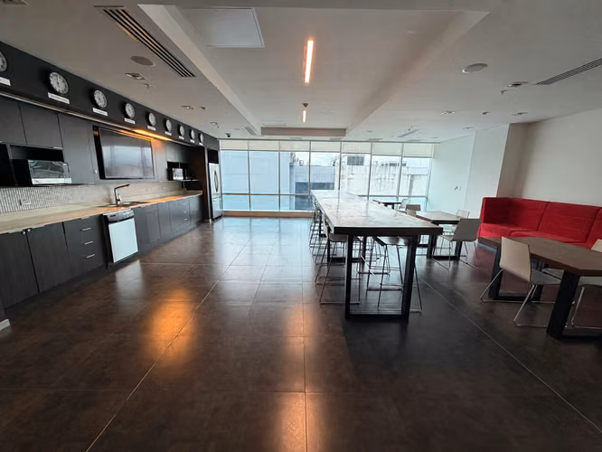 OFICINA CORPORATIVA DE 1,207 M² EN ALQUILER | COSTA DEL ESTE - Imagen 19