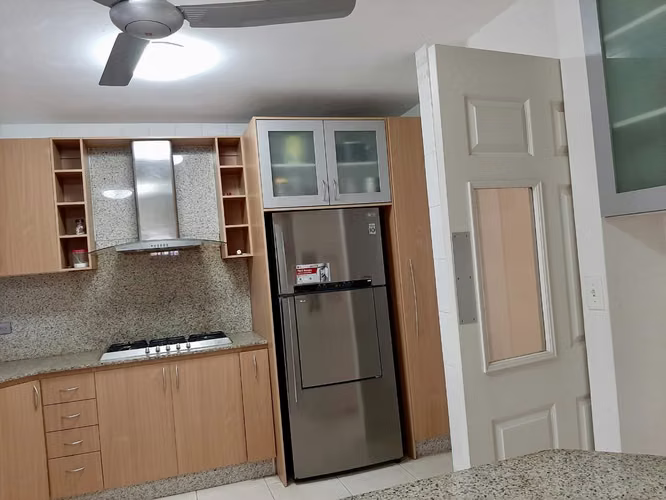VENDO LINDA CASA EN RESIDENCIAL CERRADO