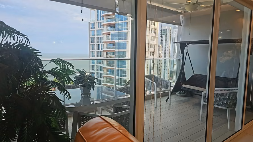 VENDO IMPRESIONANTE COMO NUEVO APARTAMENTO EN COCO DEL MAR