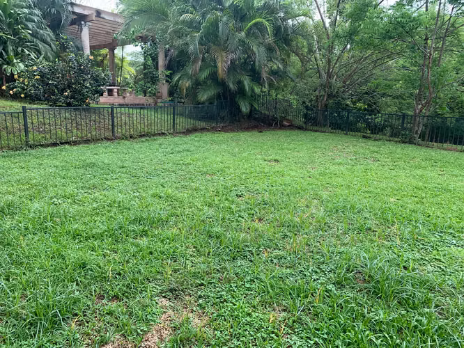 VENDO EXCLUSIVO APARTAMENTO GARDEN CON PATIO EMBASSY CLUB