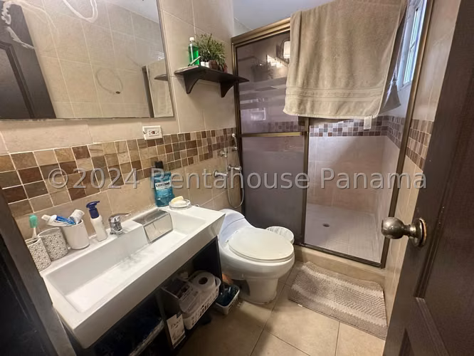 Venta Casa Dúplex Villa Zaita - YD