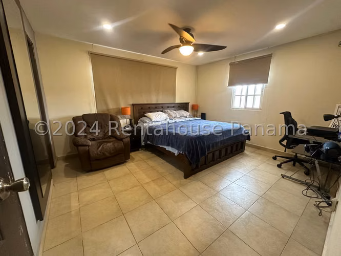 Venta Casa Dúplex Villa Zaita - YD