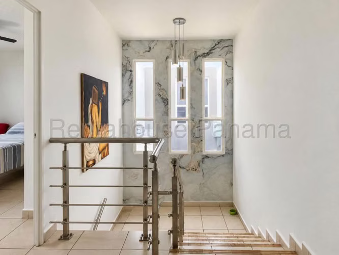 Casa en venta Paseo del Norte 27-2427 MMM