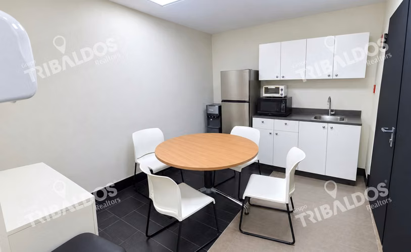 Venta de Oficina en PH BMW Plaza, Calle 50