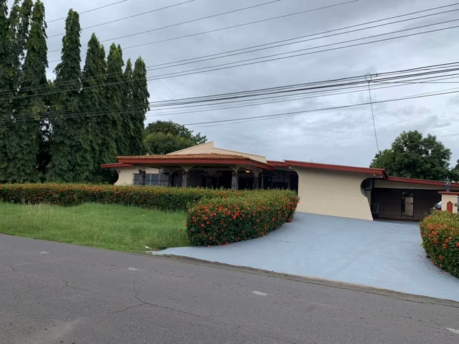 Casa en Alquiler en David, Panamá /  House for Rent in David, Panama