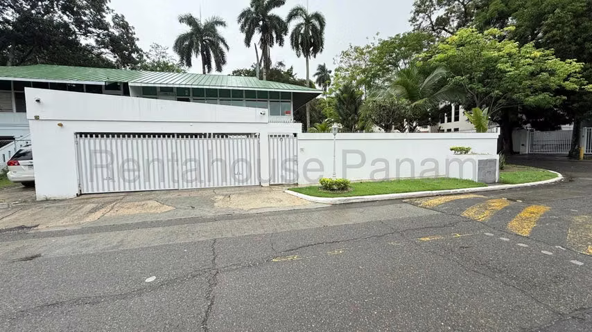 H10135GRR Venta de Casa en Ancon  - Imagen 3