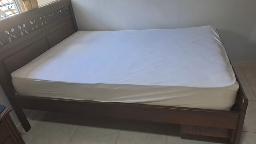 Cama doble full con colchon semiortopedico  - Imagen 4