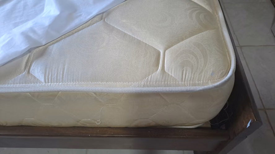 Cama doble full con colchon semiortopedico  - Imagen 2