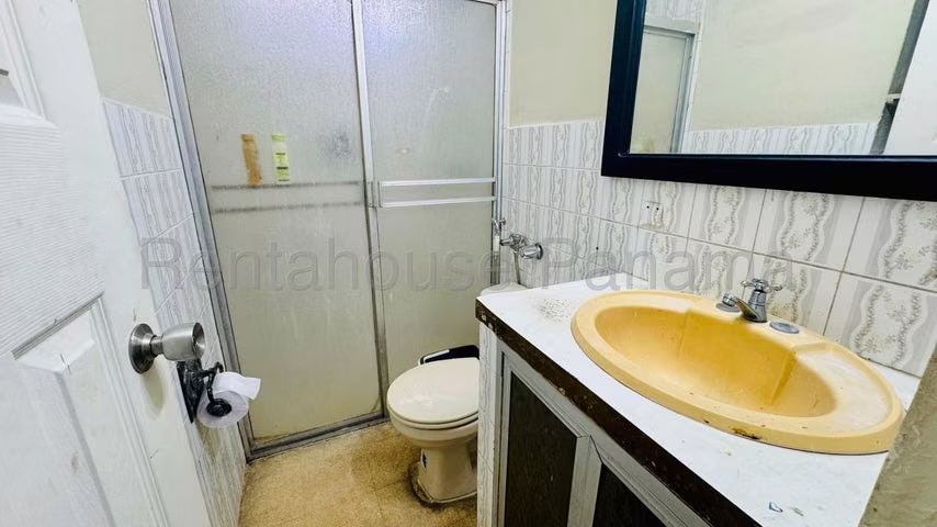 J1869GRR Venta de Casa en Chanis  - Imagen 19