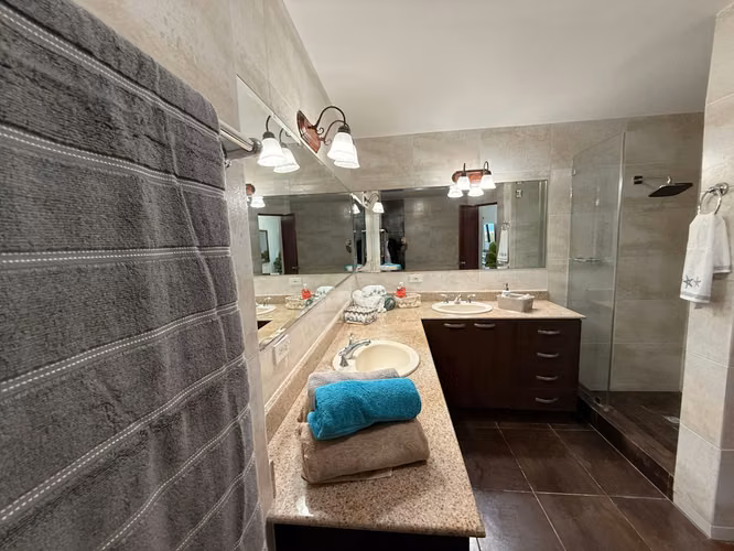 Spacious Ocean View Apartment for Rent | Las Olas Vista Mar | Golf, Marina & Private Beach - Imagen 3