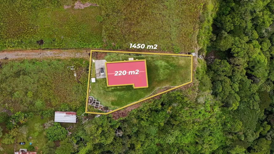 Casa con Vista al Cañón en Boquete Panamá