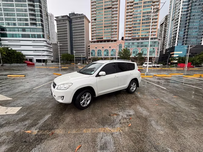 Excelente Oportunidad Toyota Rav4 2013 Automatico
