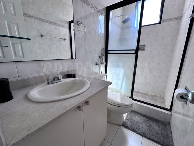 OPORTUNIDAD! Se Alquila Apartamento Amplio con CBE y Linea Blanca - Imagen 9