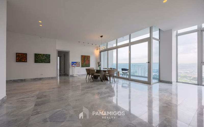 Luxury penthouse for rent in PH The Ivy in Santa María