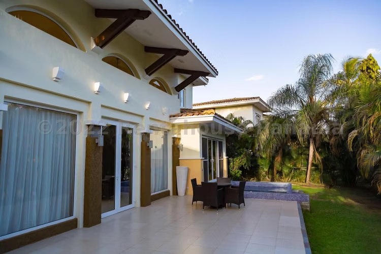 Venta de Casa con Línea blanca en Panama Pacifico Tucan Country Club EC