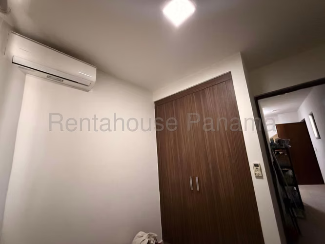 Venta de Casa con Línea blanca en Panama Pacifico River Valley EC
