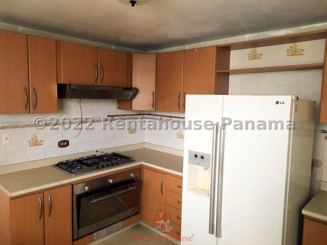 Venta de Apartamento en El Carmen Ph Cariari KC - Imagen 4