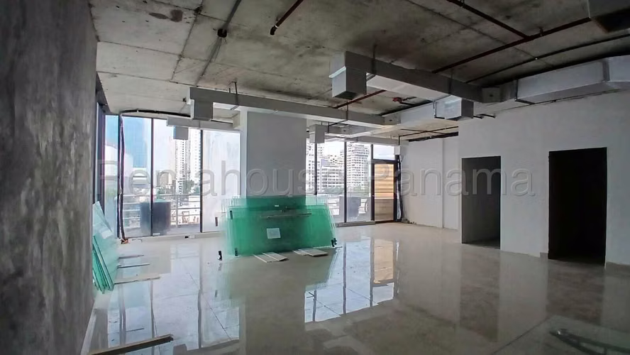 Venta de Oficina en Paitilla Solo Cliente Directo MC