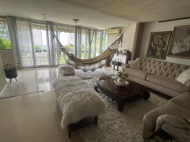 OBARRIO, Amplio apartamento com línea blanca 260 mts  - Imagen 2