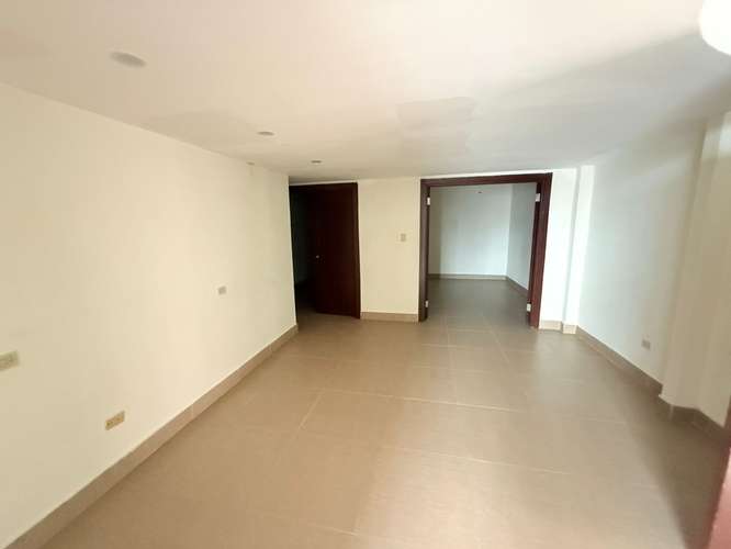 Alquiler – Casa Comercial o Residencial, 1,200 m²/ House for Rent – Commercial or Residential Use, 1,200 m² - Imagen 6