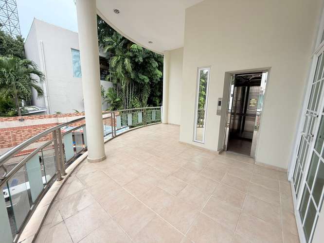 Alquiler – Casa Comercial o Residencial, 1,200 m²/ House for Rent – Commercial or Residential Use, 1,200 m² - Imagen 3