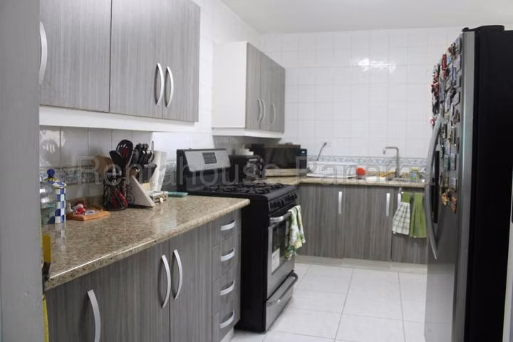 Venta de apartamento en PH Brisas Obarrio, Obarrio* - Imagen 7