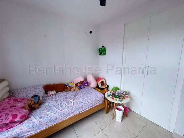 ALQUILER DE APARTAMENTO EN VIA ESPAÑA I 3 RECAMARAS I LINEA BLANCA