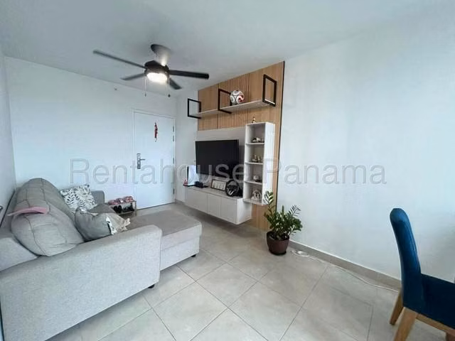 ALQUILER DE APARTAMENTO EN VIA ESPAÑA I 3 RECAMARAS I LINEA BLANCA