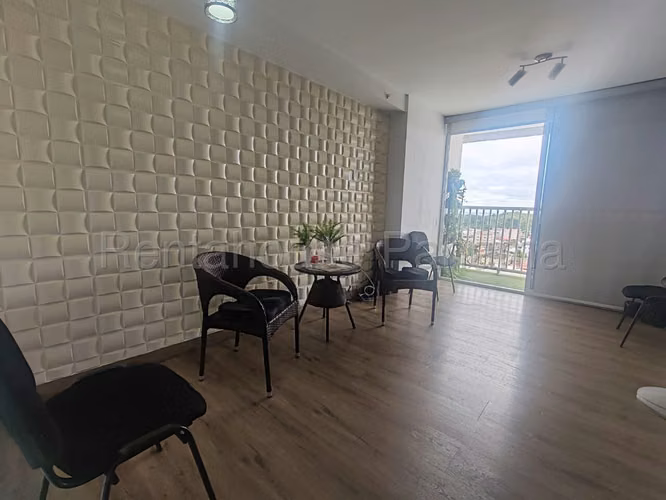 Venta de Apartamento en Parque Lefevre 26PPM2586