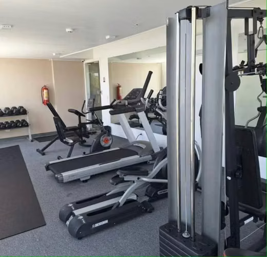 Alquilo apartamento PH Midtown pty frente a la estación del metro 12 de octubre