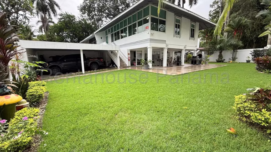 Sale of House in Ancon 25PM10135