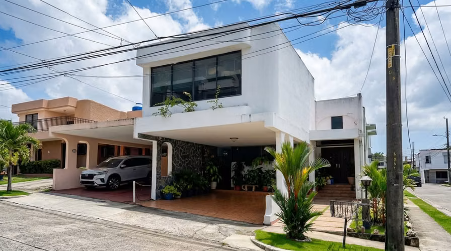 Casa en Villa de las Fuentes I con terraza y deposito  - Imagen 12