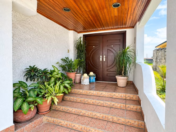 Casa en Villa de las Fuentes I con terraza y deposito  - Imagen 11