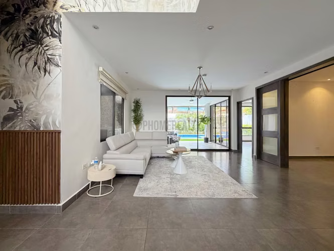 Casa Amoblada de 3 Recámaras en Alquiler en Condado del Rey – 383 m² con Piscina - Imagen 5