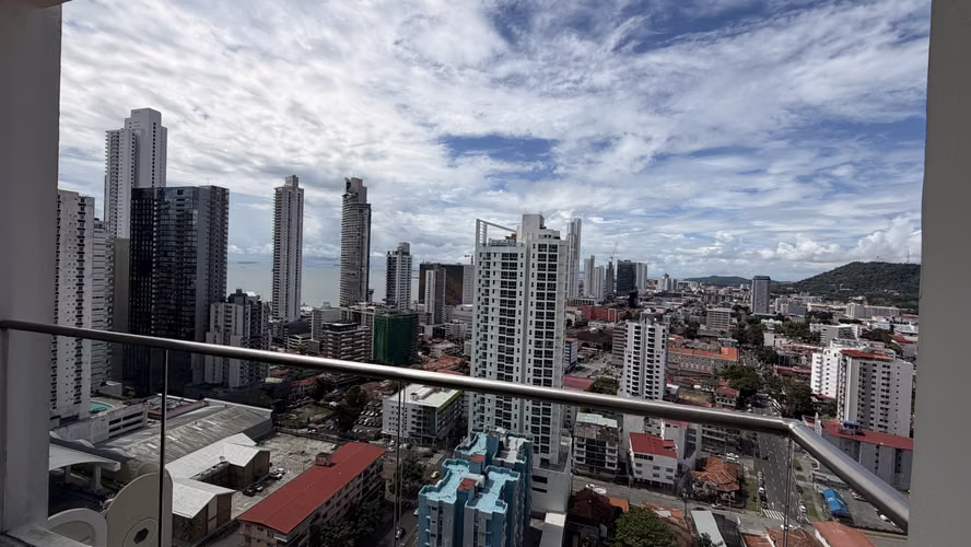 APARTAMENTO AMOBLADO EN ALQUILER A DOS PASOS DE TODO  - Imagen 2