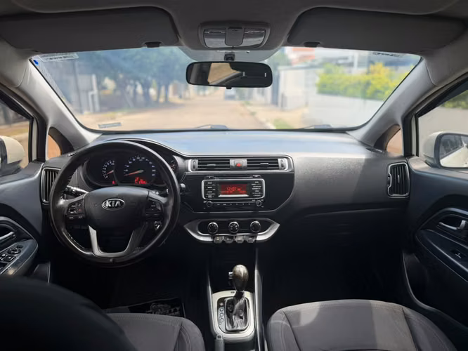 KIA RIO AUTOMATICO 2017 - Imagen 12