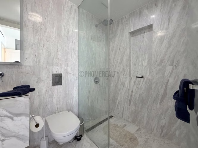 Apartamento Amoblado de 2 Recámaras en Venta en Wanders & Yoo, Marbella – 140 m² con Pisos de Mármol