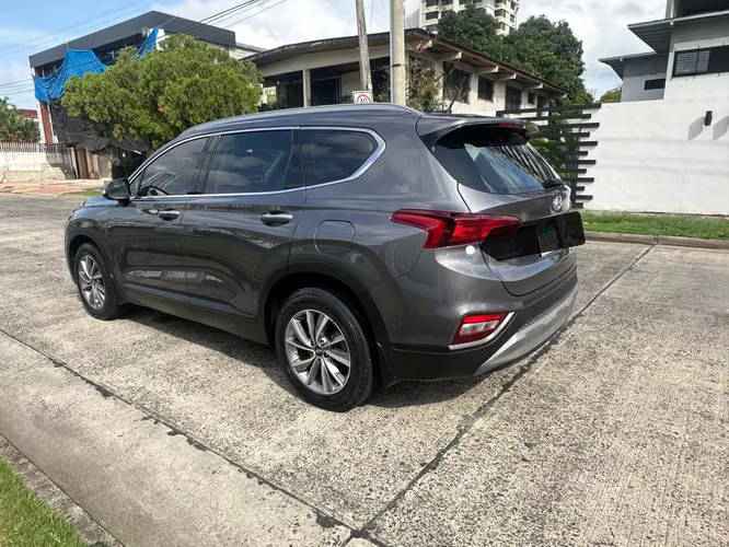 HYUNDAI SANTA FE 2019 AUTOMÁTICA NEGOCIABLE  - Imagen 15