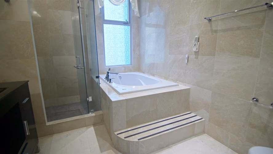 Alquiler apartamento amoblado 3 recámaras con vista al mar en PH Pacific Village, Punta Pacífica  - Imagen 3