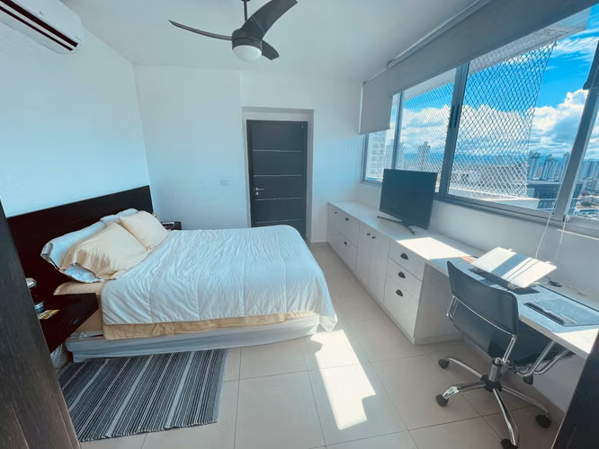 Apartamento Amoblado en San Francisco Panamá | PH Harmony | 96 m² | Vista al Mar | $1,390