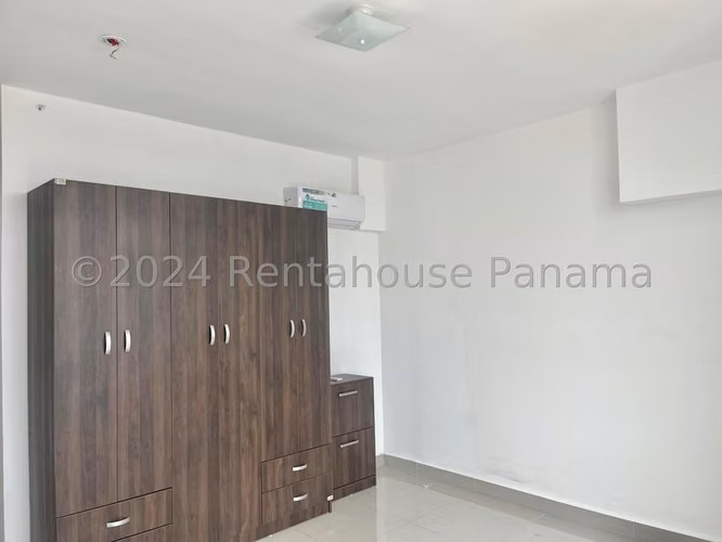 J2579GRR Alquiler de Apartamento en El Carmen  - Imagen 12