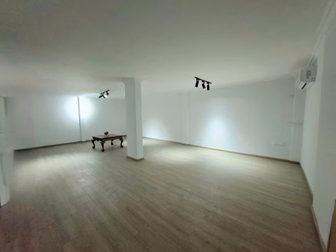 CASA EN VENTA REMODELADA / 3 NIVELES/ MIRAFLORES BETANIA / SOLO CLIENTES DIRECTOS