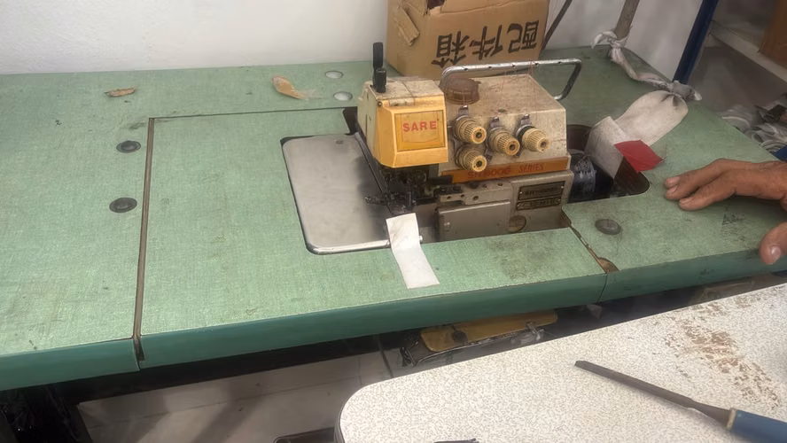 Vendo Maquinas de Coser (funcionales y por reparar) - Imagen 4