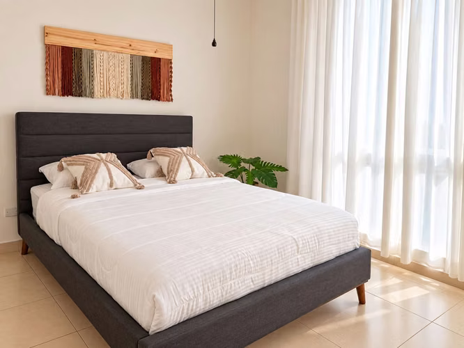 HERMOSO APTO AMOBLADO CERCA DE PARQUE OMAR | 2 REC + ESTUDIO | EQUIPADO | DIRECTO DUEÑA - NO CORREDORES - NO FUMADORES - Imagen 17