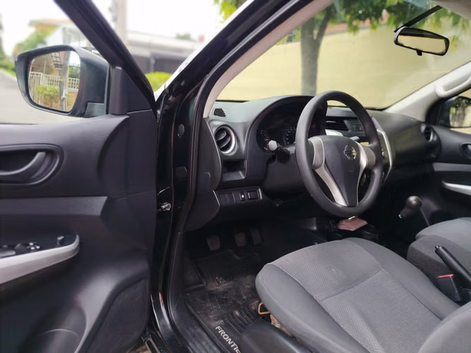NISSAN NP MANUAL 4X4 NEGOCIABLE  - Imagen 5