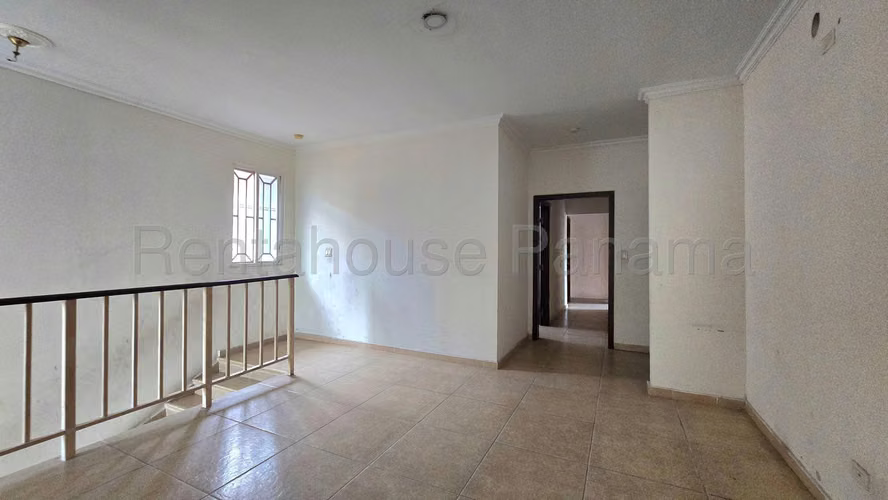Casa en venta en Altos de Panamá YM