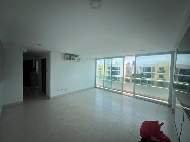 Alquilo Apartamento en Plaza Edison, PH El Mare - Imagen 2