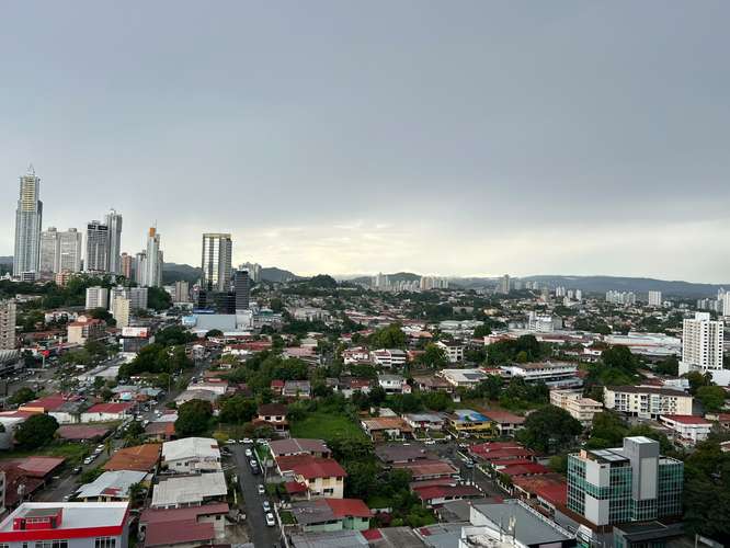 Alquilo Apartamento en Plaza Edison, PH El Mare