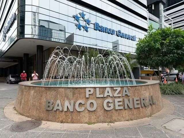 Alquiler de Oficina en Banco Plaza General, Calle 50 - Imagen 17