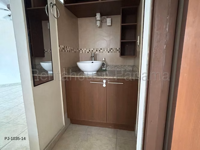 Comodo Apartamento en Costa del Este  26ppm2143 - Imagen 11